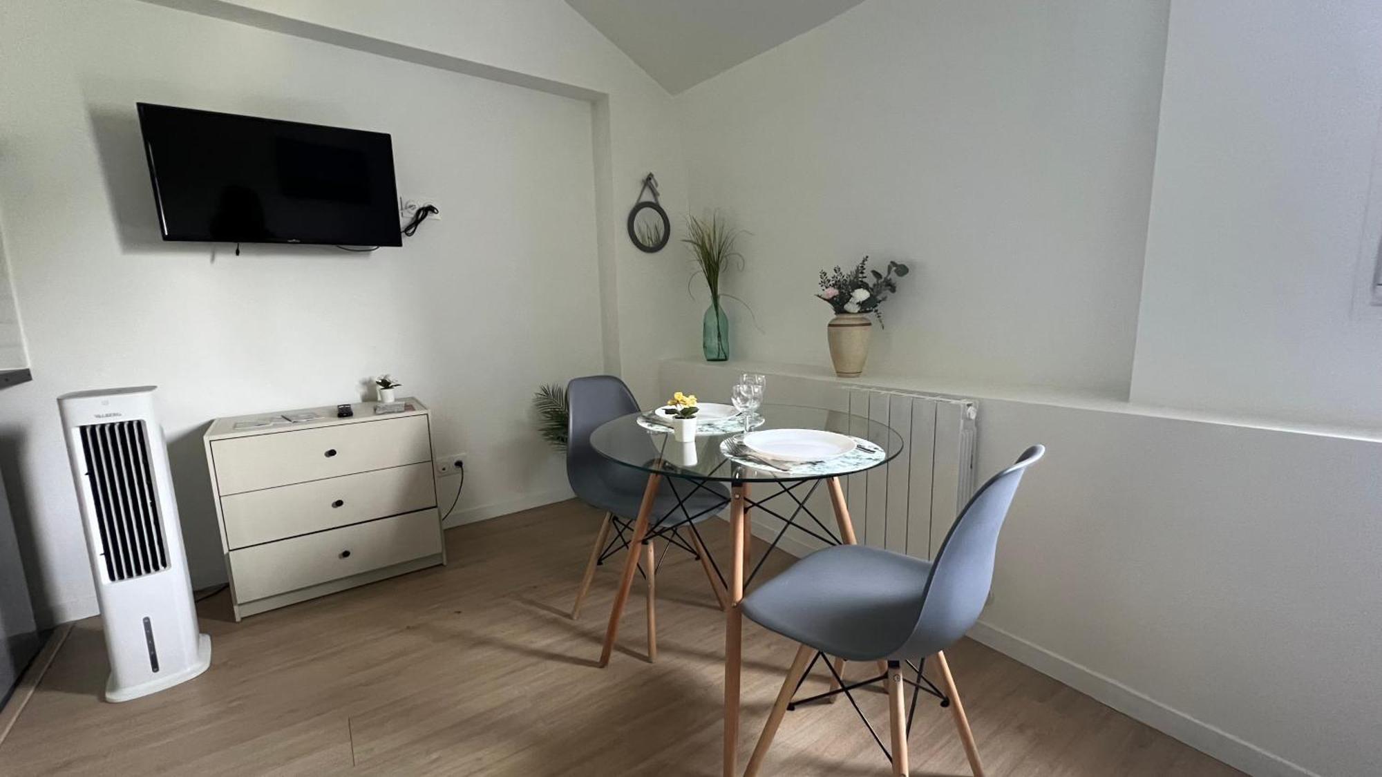Studios Cozy 2A4 Pers Avec Jardin I Proche Futuroscope Châtellerault Exteriör bild