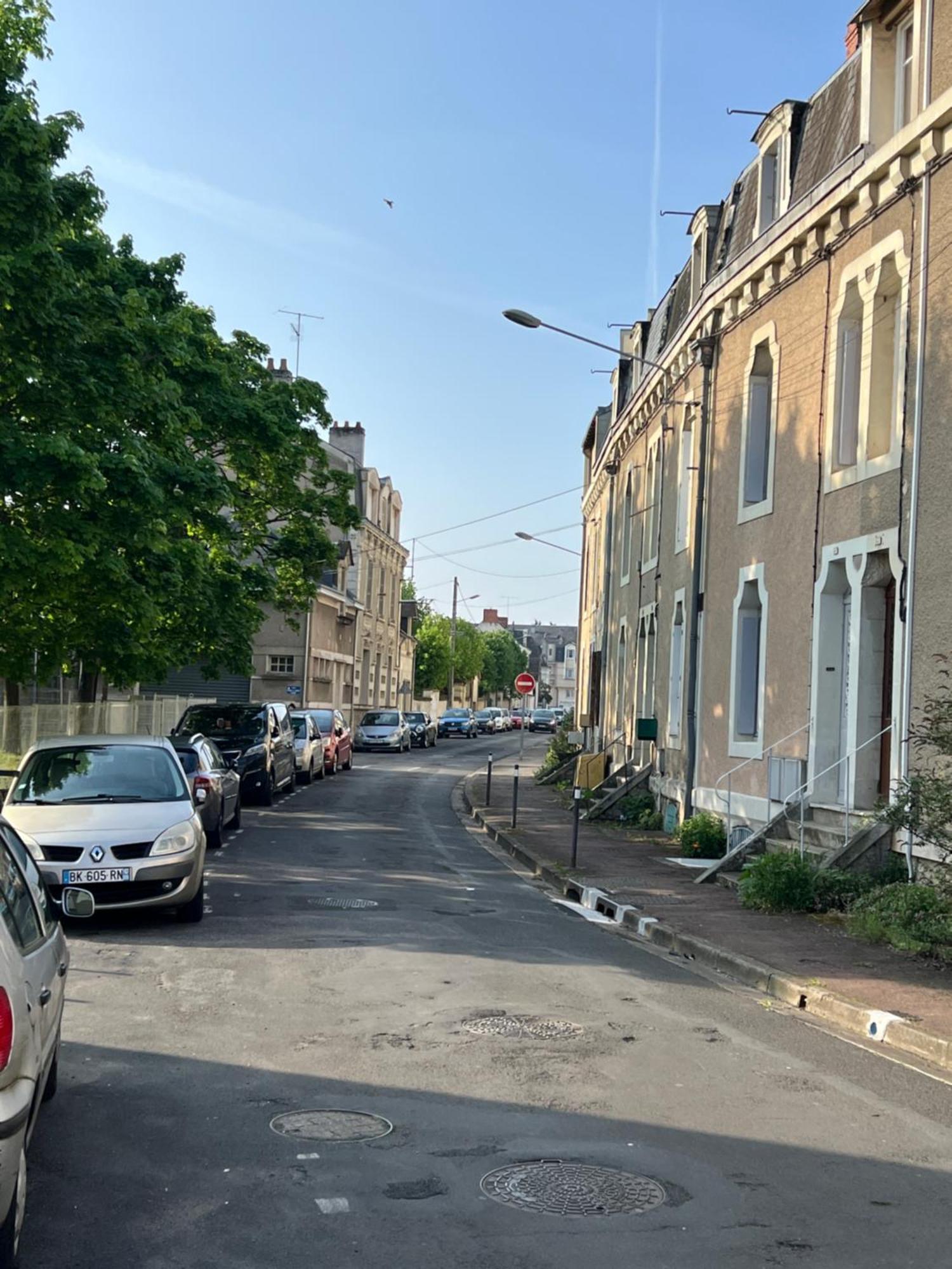 Studios Cozy 2A4 Pers Avec Jardin I Proche Futuroscope Châtellerault Exteriör bild